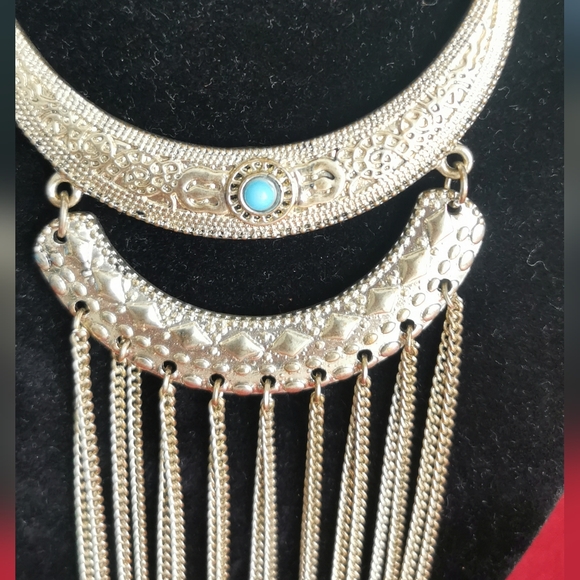 #20~Silver beaded necklace - Picture 2 of 4